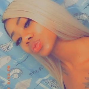 Meet your Posher, Savanha